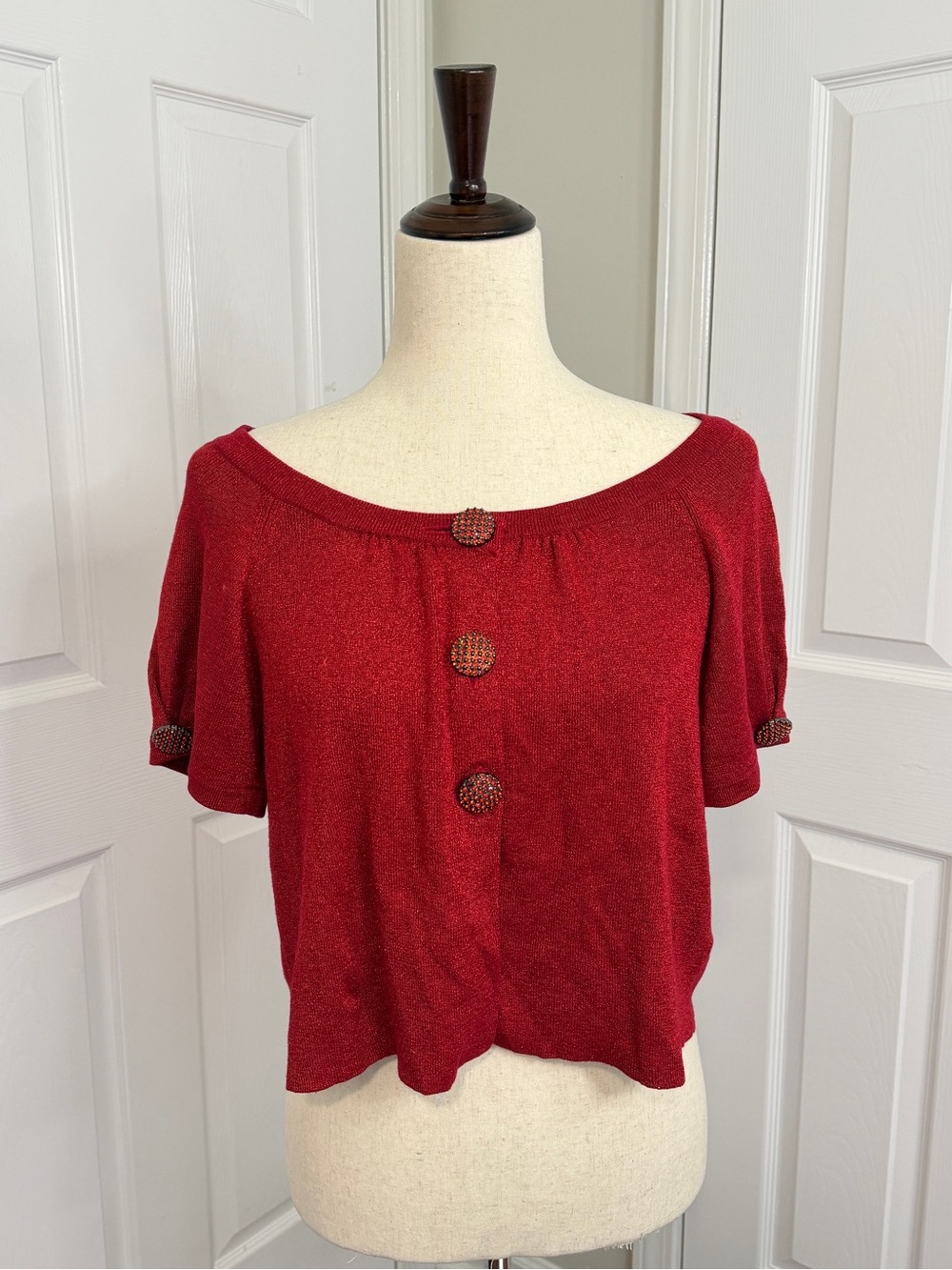 Nicole Red Short-Sleeve Crop Knit Top with Decorative Buttons